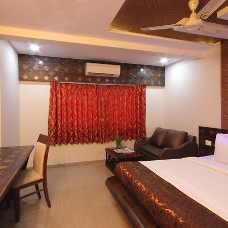 Hotel Railway Inn Thane Dış mekan fotoğraf